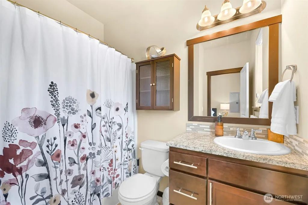 2413 Peabody Street Bellingham WA 98225