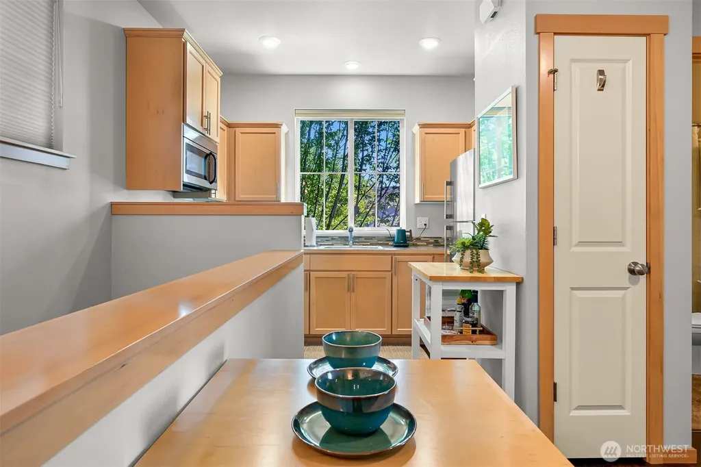 2413 Peabody Street Bellingham WA 98225