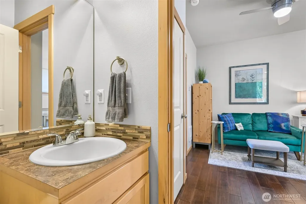 2413 Peabody Street Bellingham WA 98225