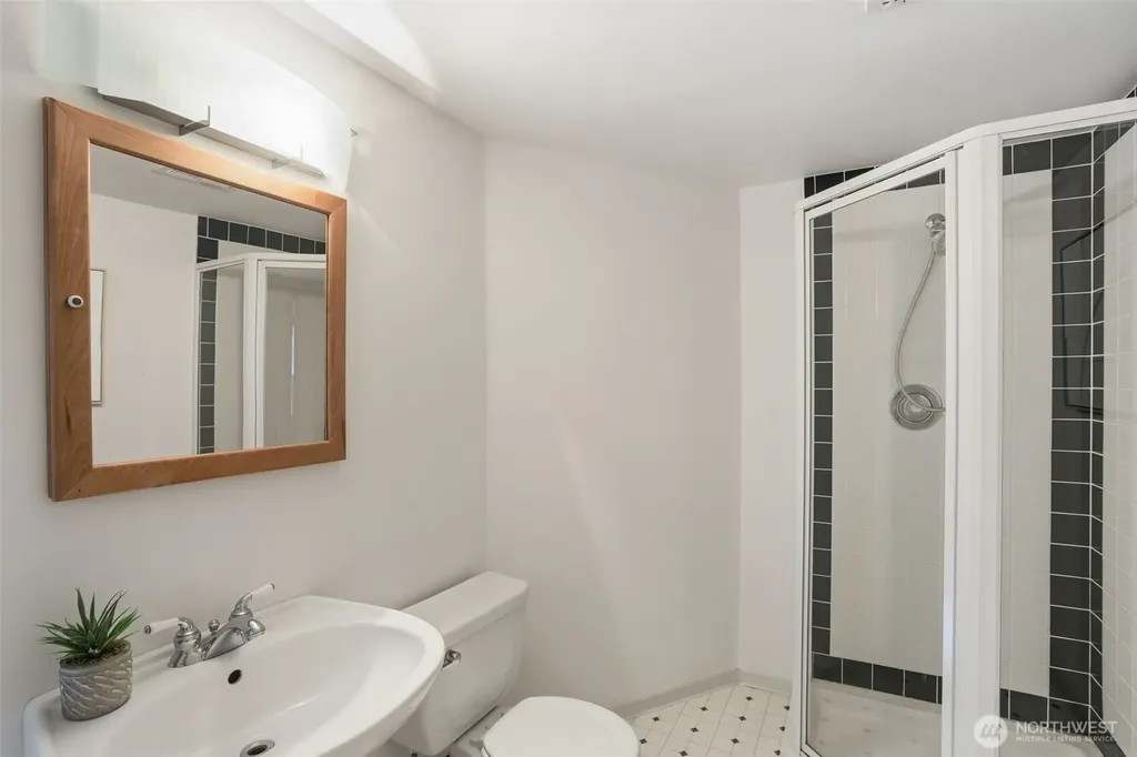 19703 12th Avenue NE Shoreline WA 98155