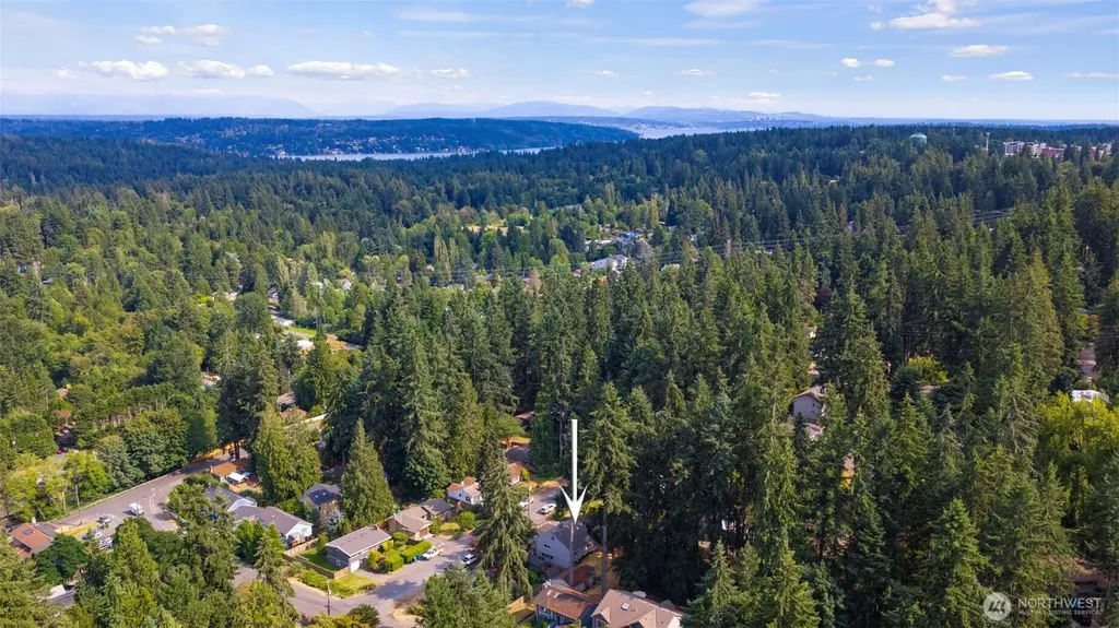 19703 12th Avenue NE Shoreline WA 98155