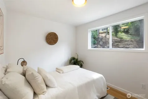 19703 12th Avenue NE Shoreline WA 98155