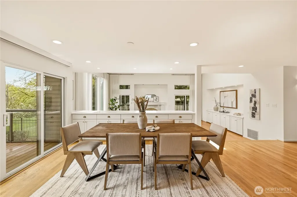 12311 87th Court NE Kirkland WA 98034