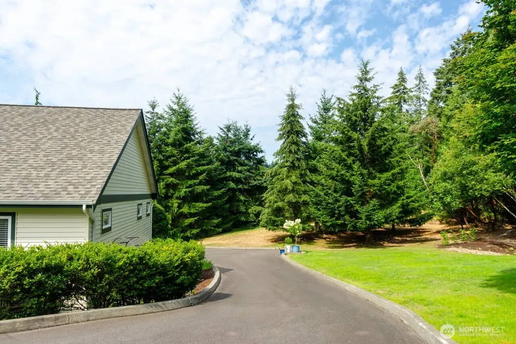 2620 18th Avenue Ct NW Gig Harbor WA 98335