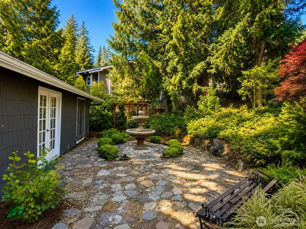 15222 SE 48th Drive Bellevue WA 98006