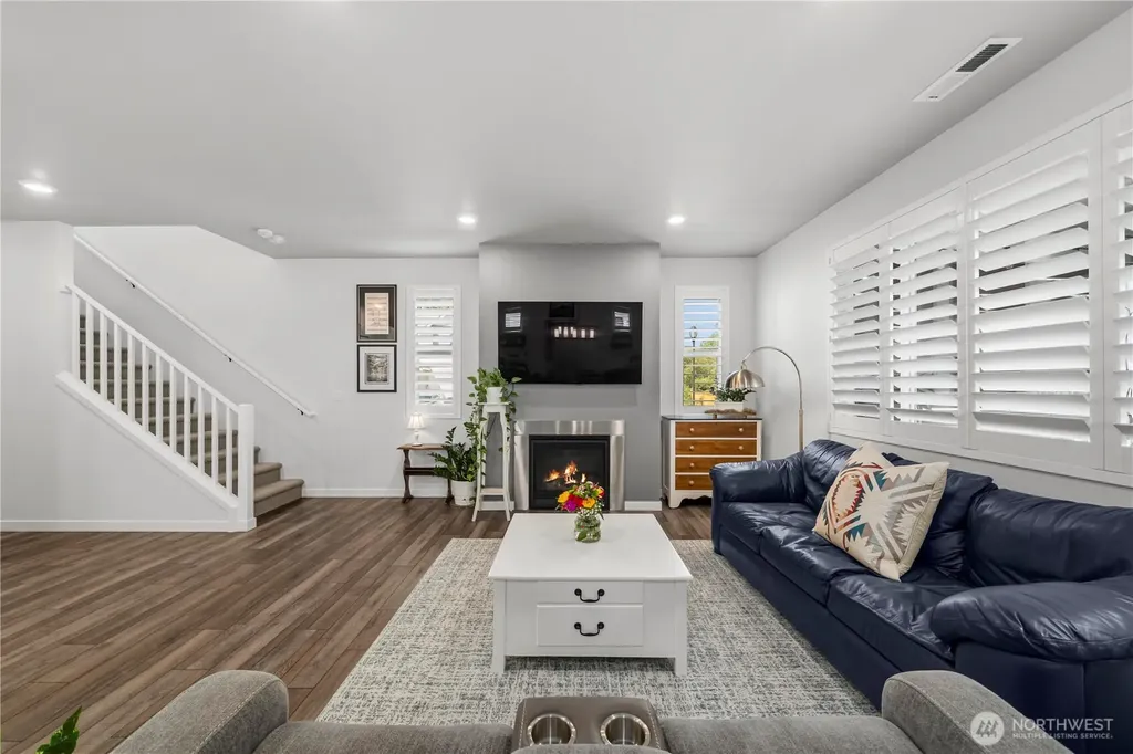 810 Burwood Street SE Lacey WA 98503