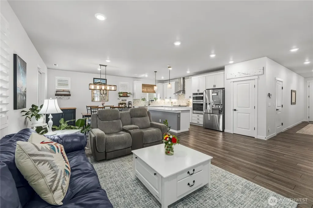 810 Burwood Street SE Lacey WA 98503