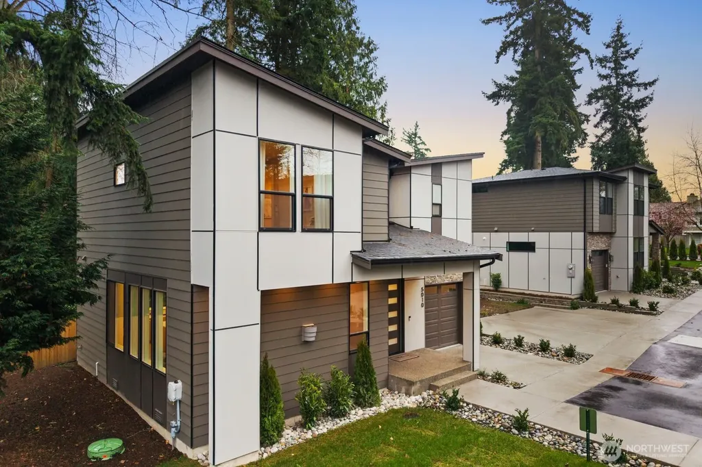 5010 114th Avenue NE Kirkland WA 98033