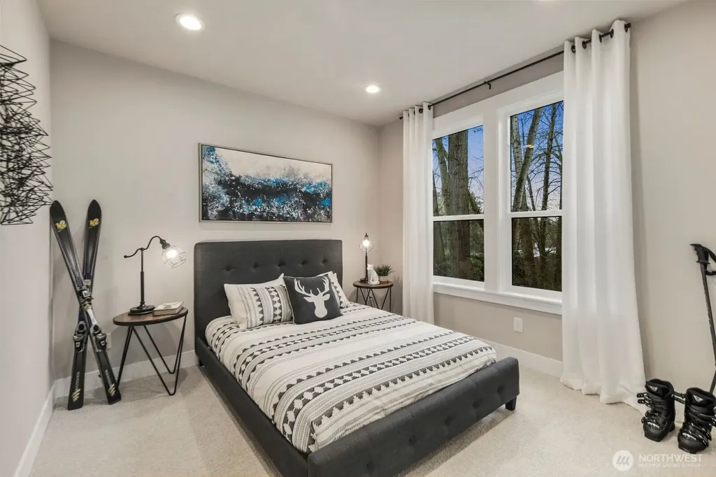 5010 114th Avenue NE Kirkland WA 98033