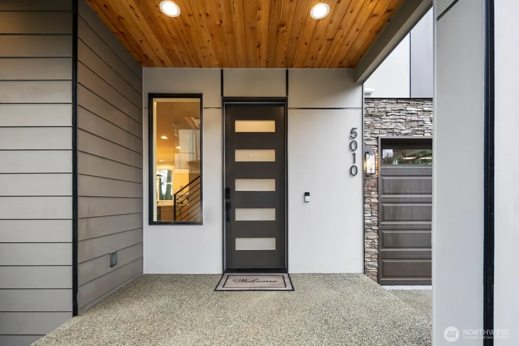 5010 114th Avenue NE Kirkland WA 98033