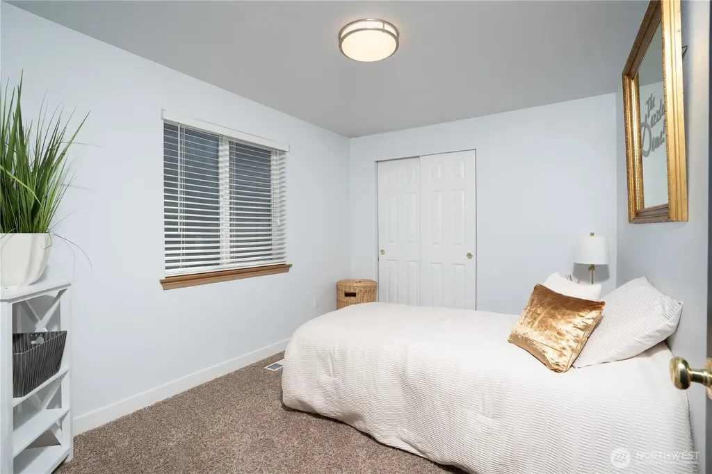 16209 SE 259th Court Covington WA 98042