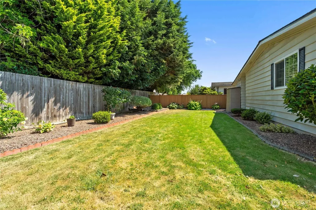 1402 22nd Street NE Auburn WA 98002