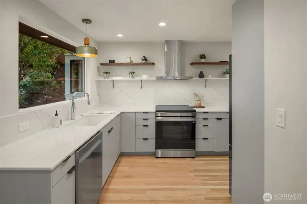 2314 S Forest Street Seattle WA 98144