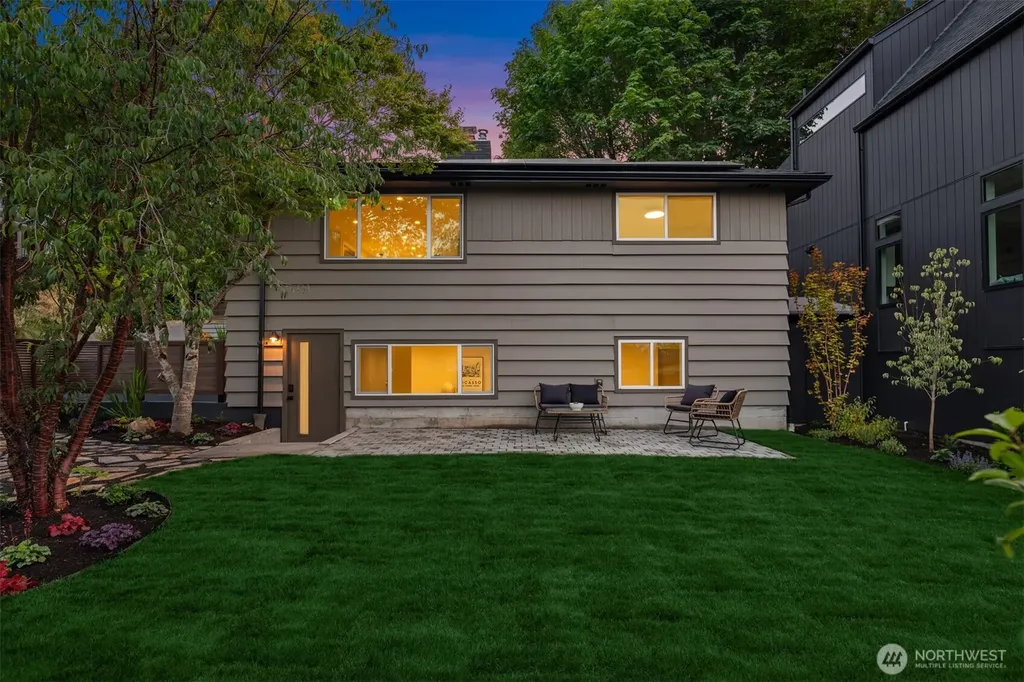 2314 S Forest Street Seattle WA 98144
