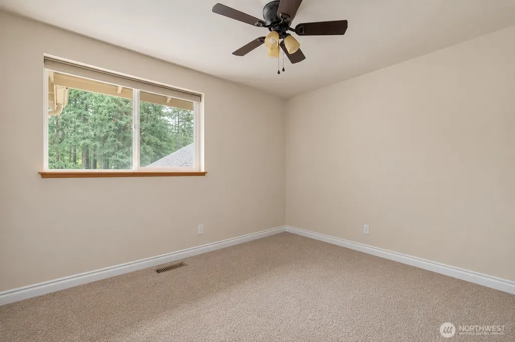 5802 SW Troon Avenue Port Orchard WA 98367
