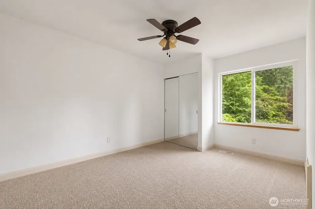 5802 SW Troon Avenue Port Orchard WA 98367