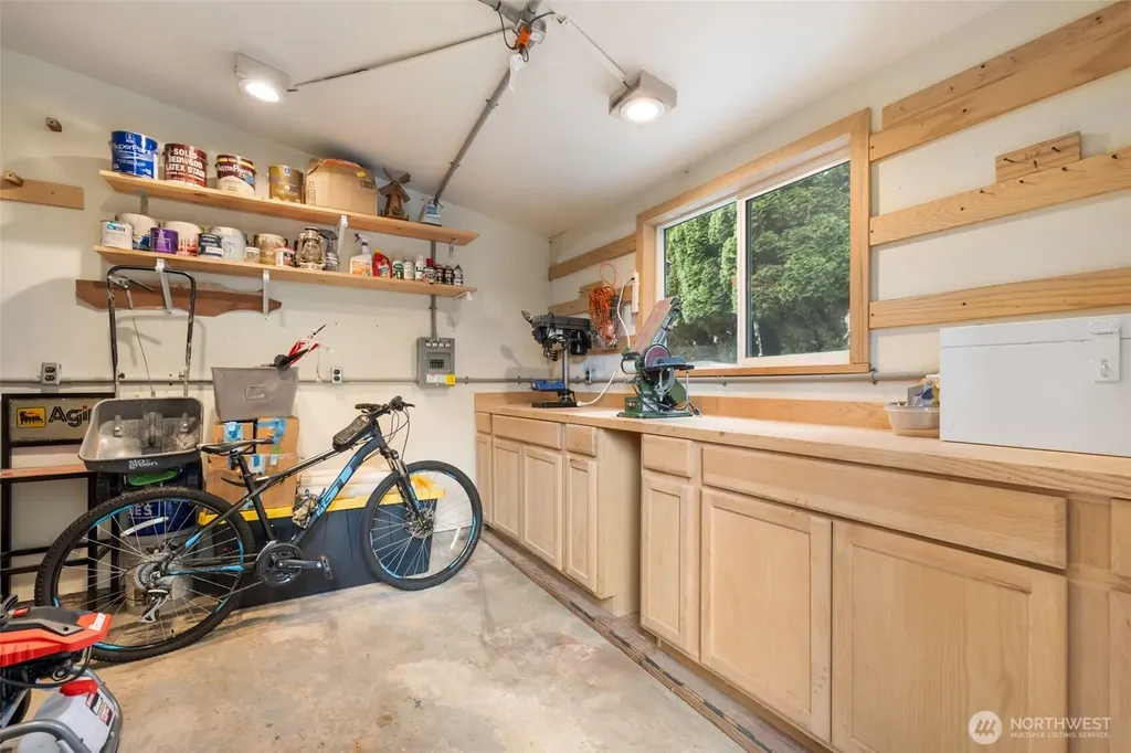 5802 SW Troon Avenue Port Orchard WA 98367