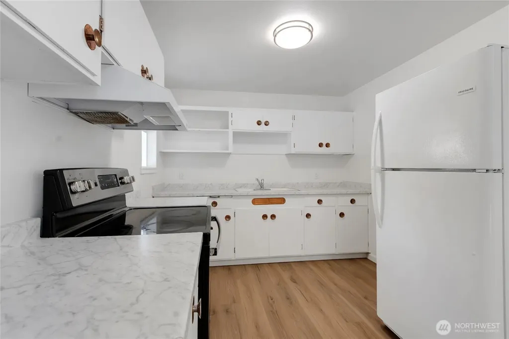 2707 T Street SE Auburn WA 98002
