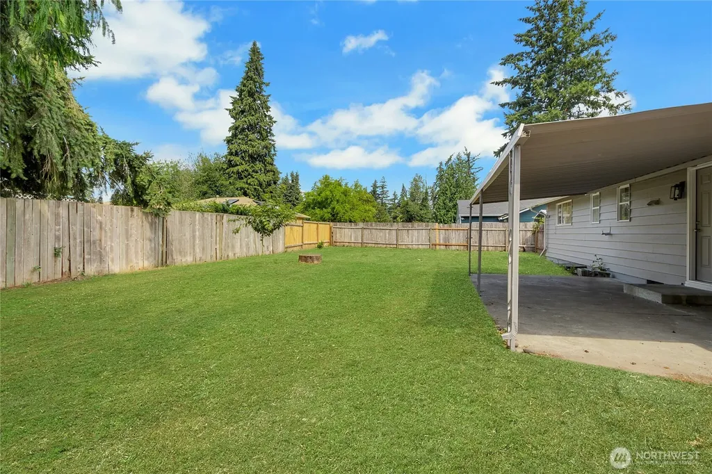 2707 T Street SE Auburn WA 98002