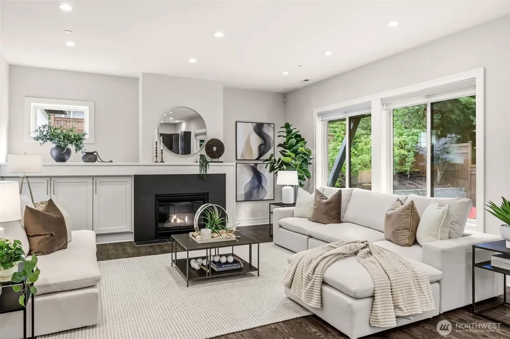 8431 SE 39th Street Mercer Island WA 98040