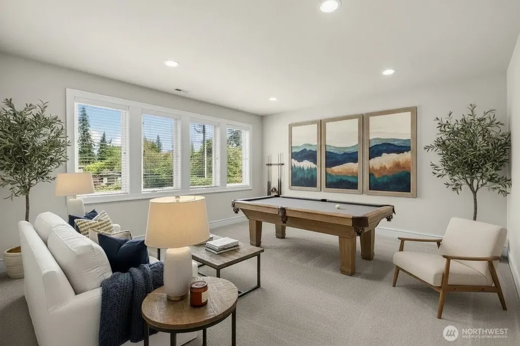 8431 SE 39th Street Mercer Island WA 98040