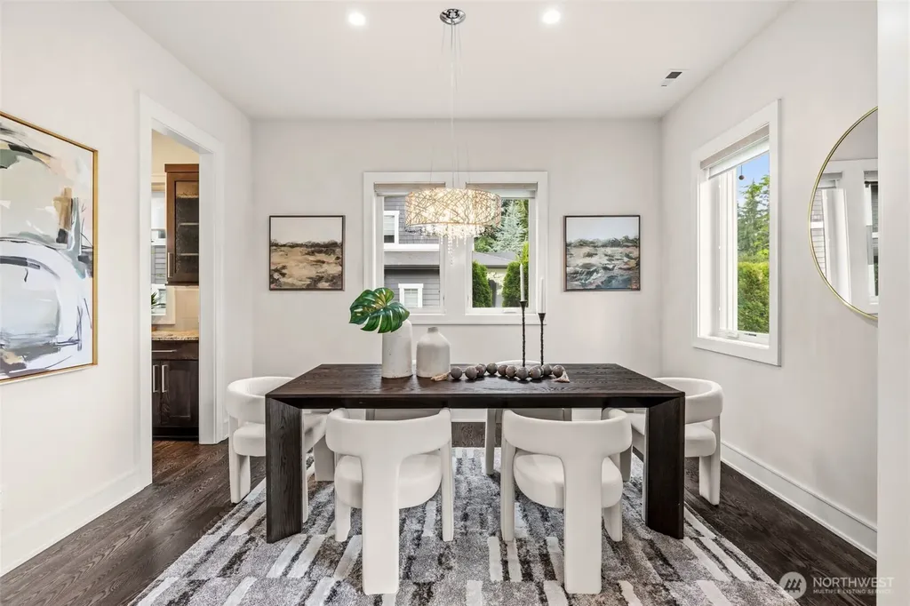 8431 SE 39th Street Mercer Island WA 98040