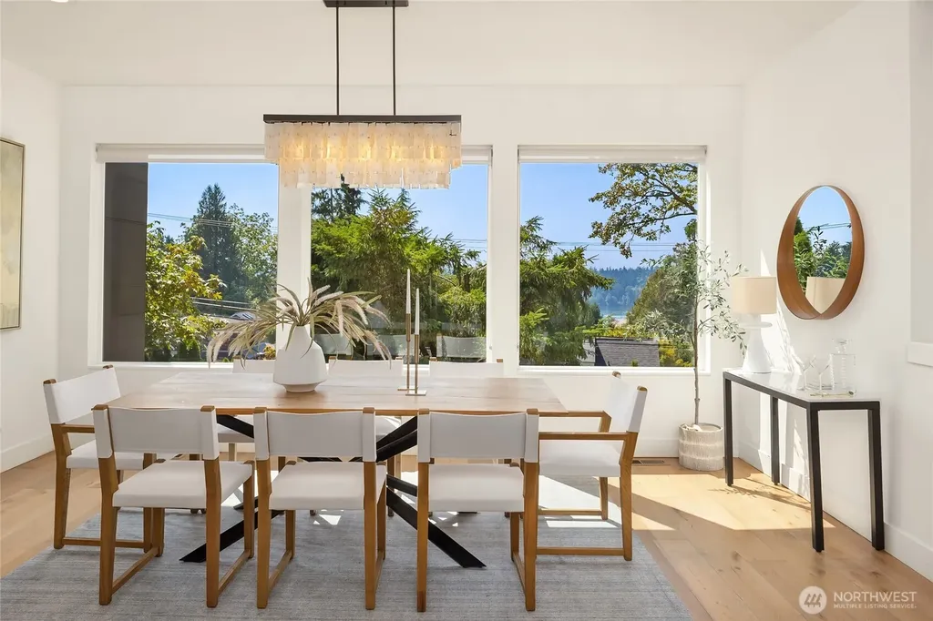 5830 W Mercer Way Mercer Island WA 98040