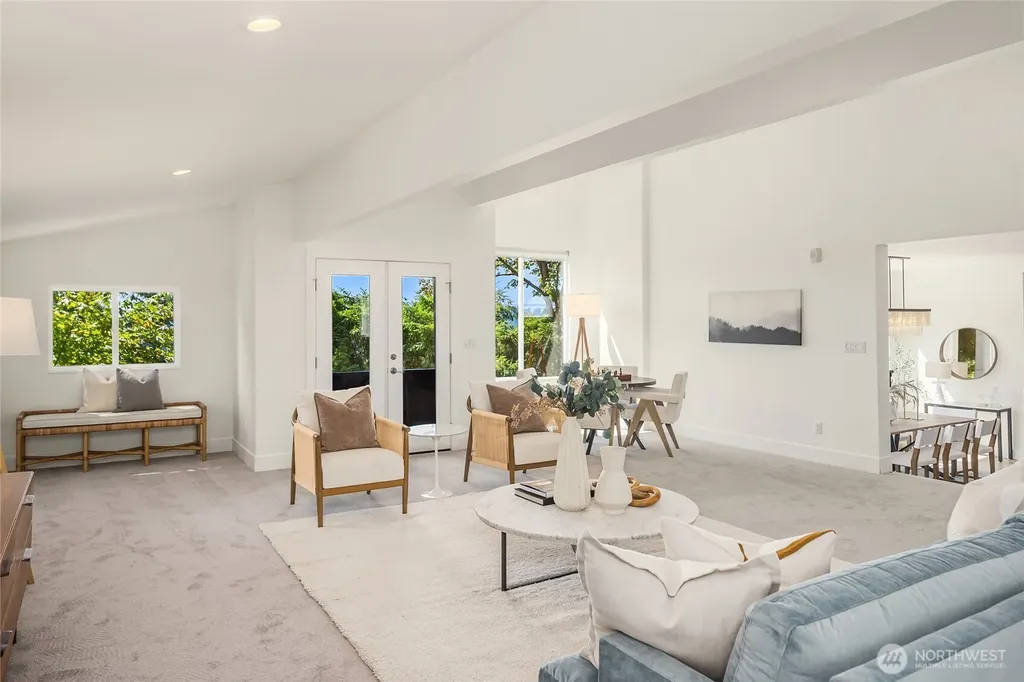 5830 W Mercer Way Mercer Island WA 98040