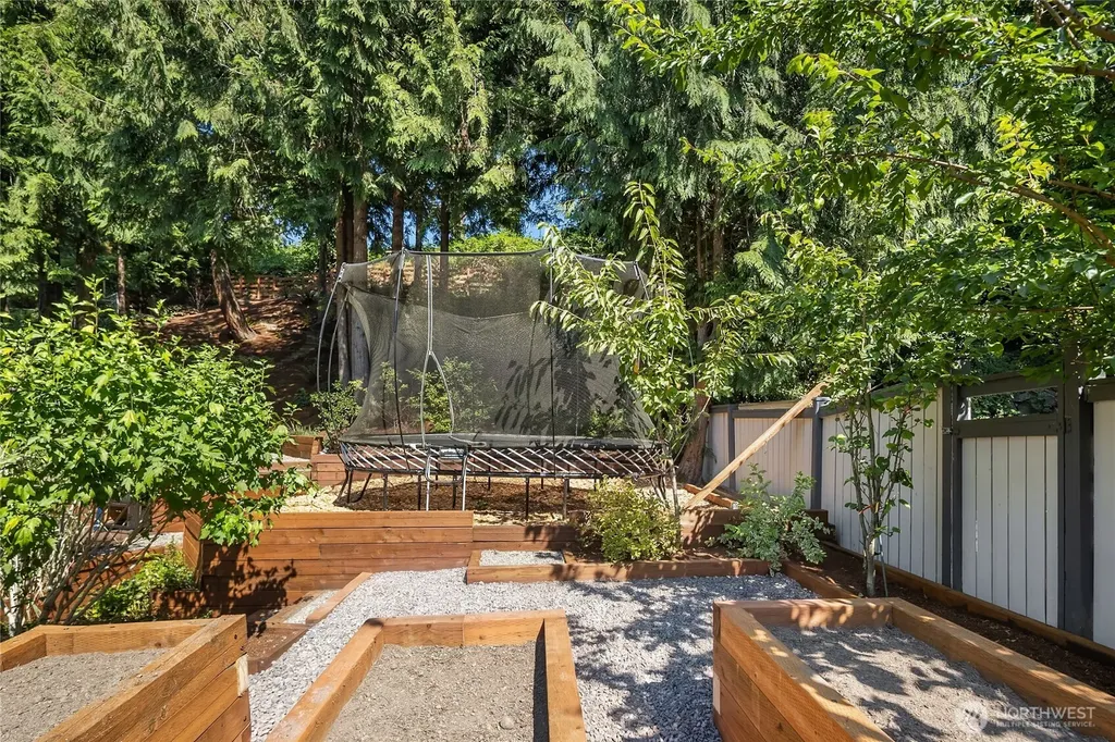 5830 W Mercer Way Mercer Island WA 98040