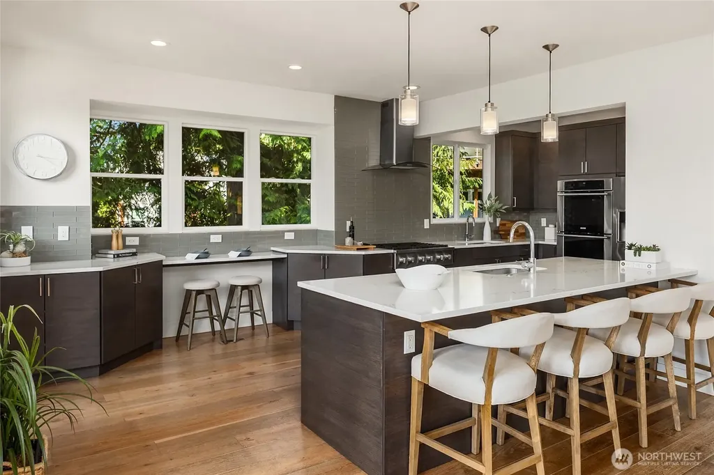 5830 W Mercer Way Mercer Island WA 98040