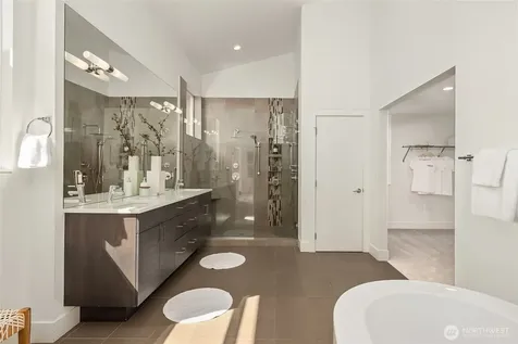 5830 W Mercer Way Mercer Island WA 98040