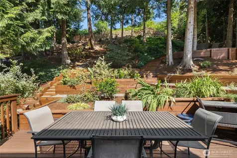 5830 W Mercer Way Mercer Island WA 98040