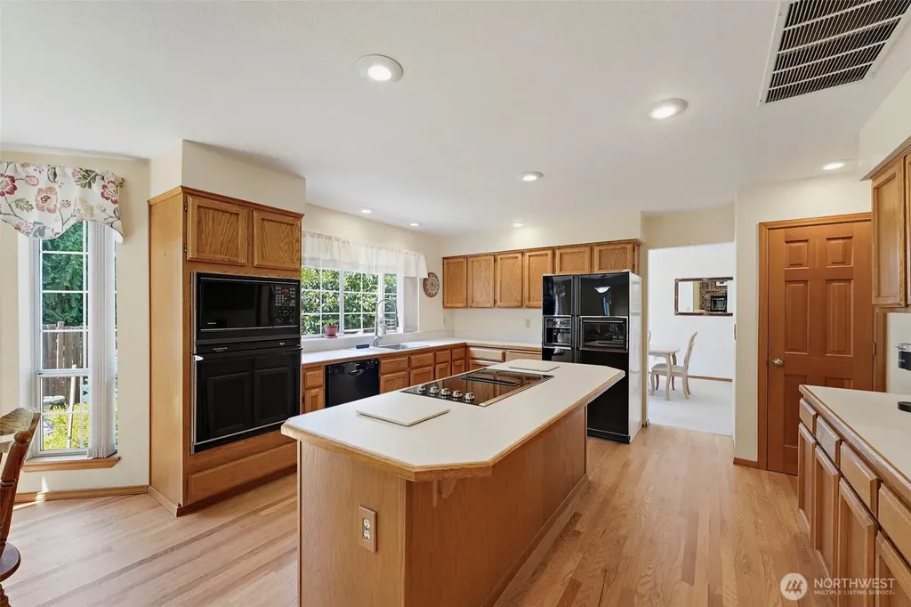 3308 17th Street Pl SE Puyallup WA 98374