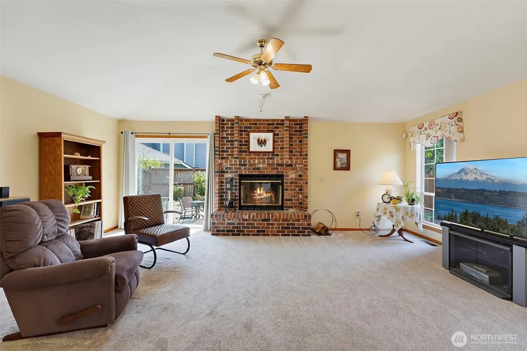 3308 17th Street Pl SE Puyallup WA 98374