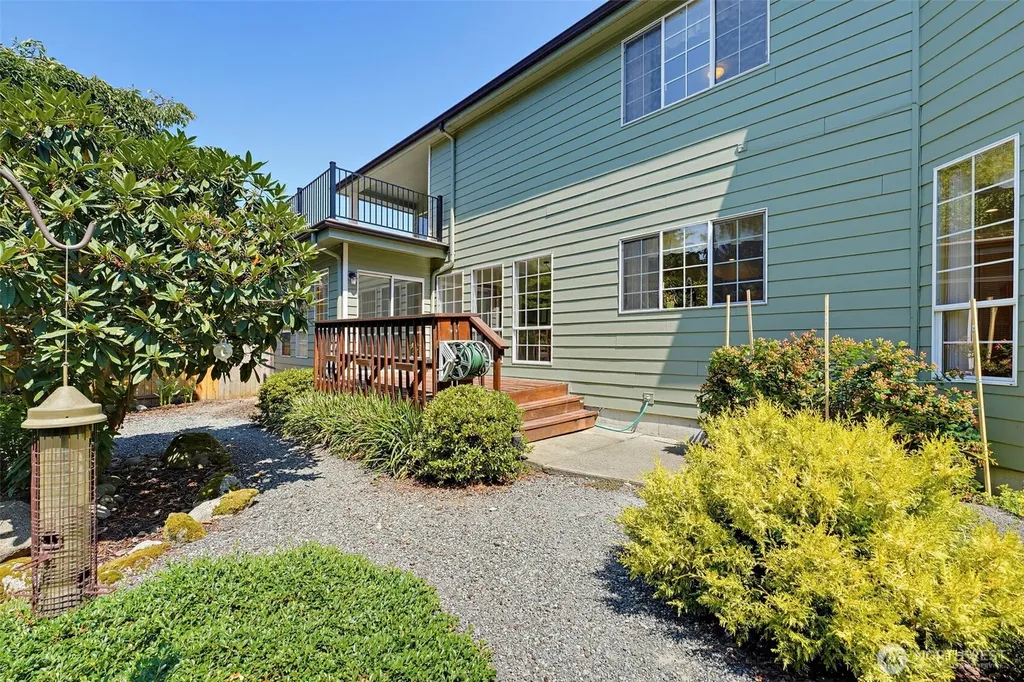 3308 17th Street Pl SE Puyallup WA 98374