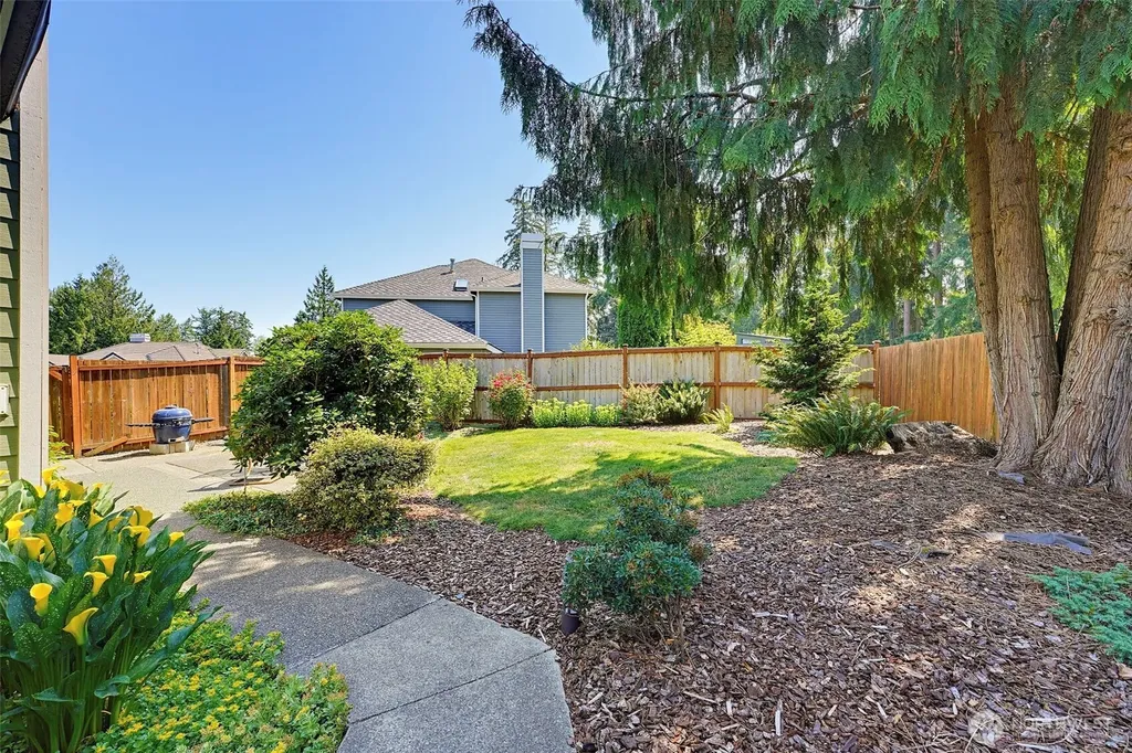 3308 17th Street Pl SE Puyallup WA 98374