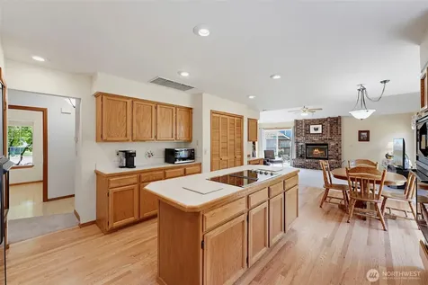 3308 17th Street Pl SE Puyallup WA 98374