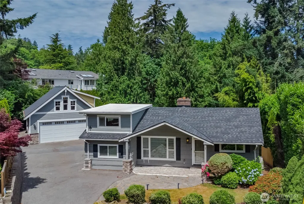 10020 SE 7th Street Bellevue WA 98004