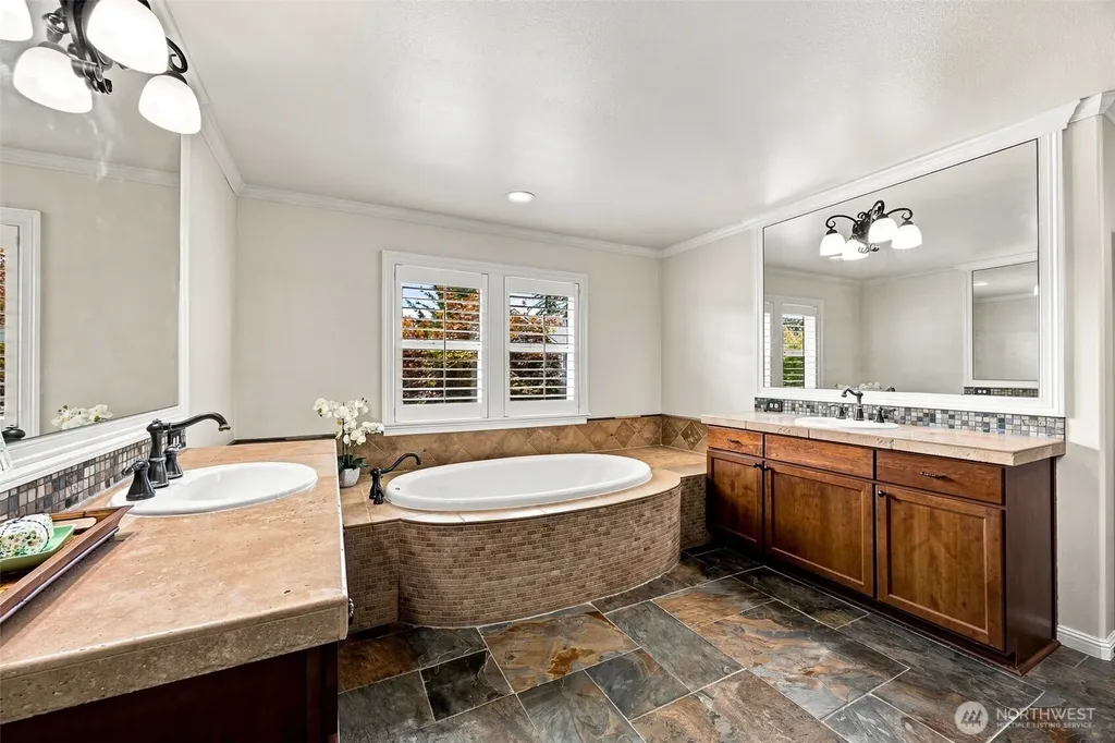 2211 Nevada Court Milton WA 98354