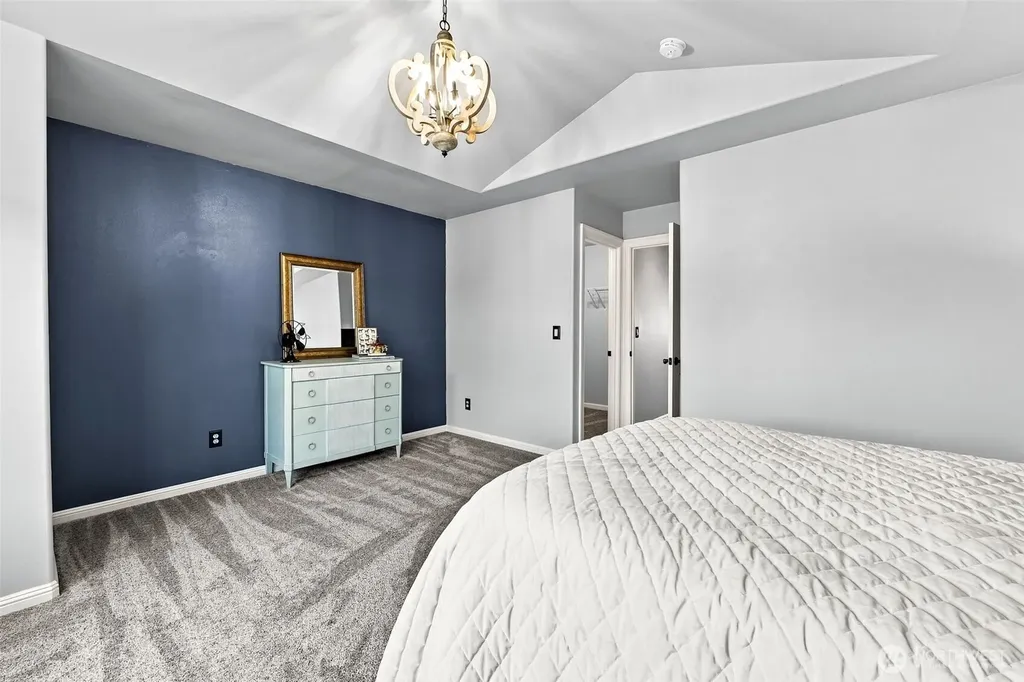 2211 Nevada Court Milton WA 98354