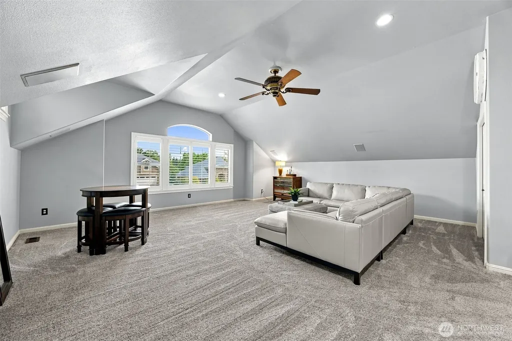 2211 Nevada Court Milton WA 98354
