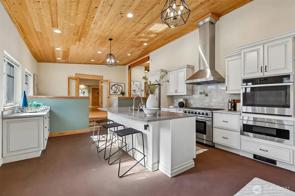 1620 N 183rd Street Shoreline WA 98133