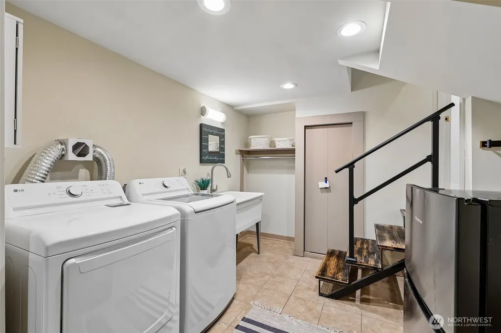 1620 N 183rd Street Shoreline WA 98133