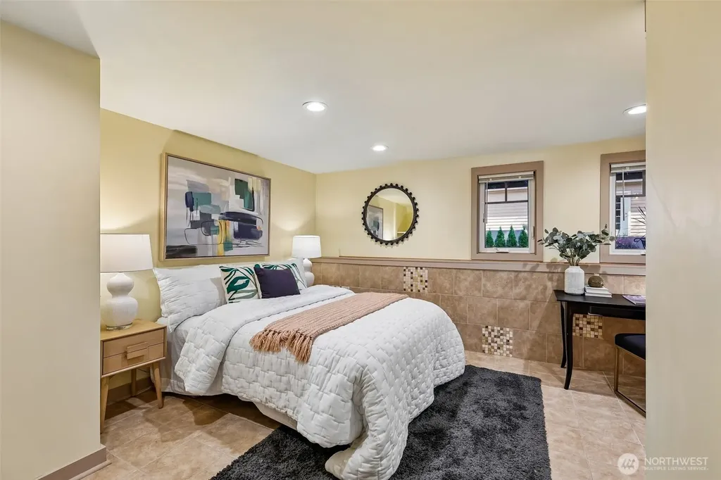 1620 N 183rd Street Shoreline WA 98133