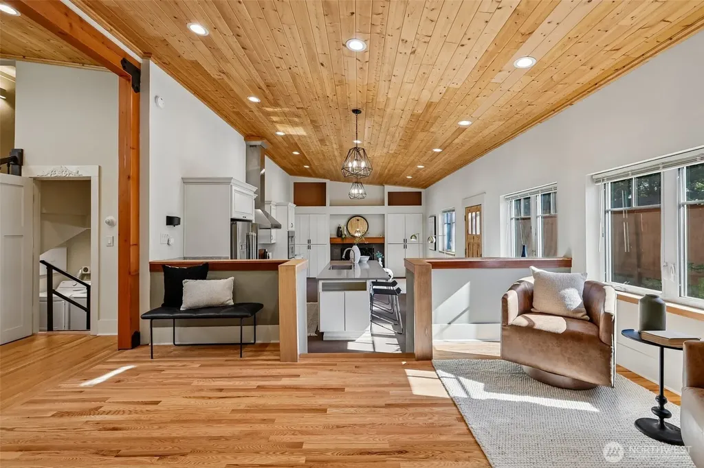 1620 N 183rd Street Shoreline WA 98133