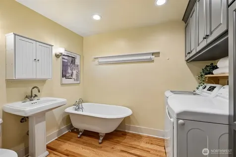1620 N 183rd Street Shoreline WA 98133