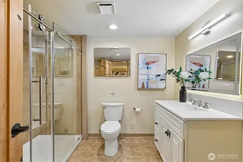 1620 N 183rd Street Shoreline WA 98133
