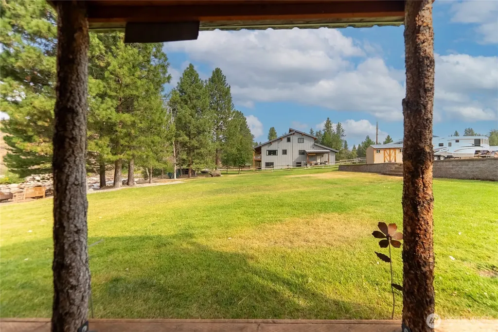 36 Maughans River Road Winthrop WA 98862
