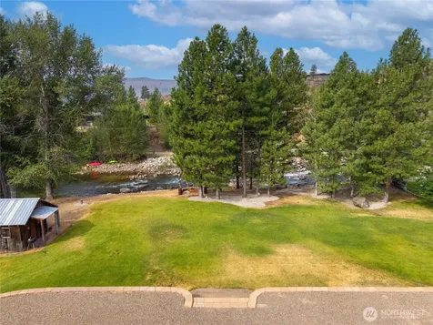 36 Maughans River Road Winthrop WA 98862