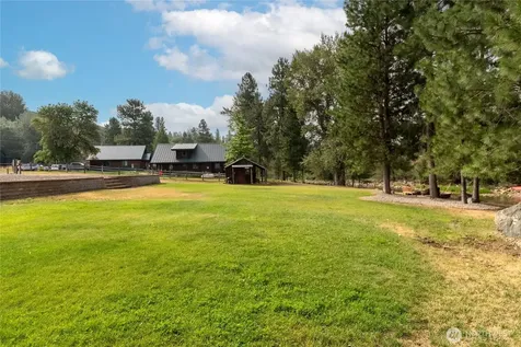 36 Maughans River Road Winthrop WA 98862